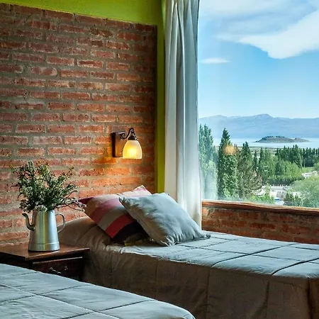 Posada Larsen El Calafate Exterior foto